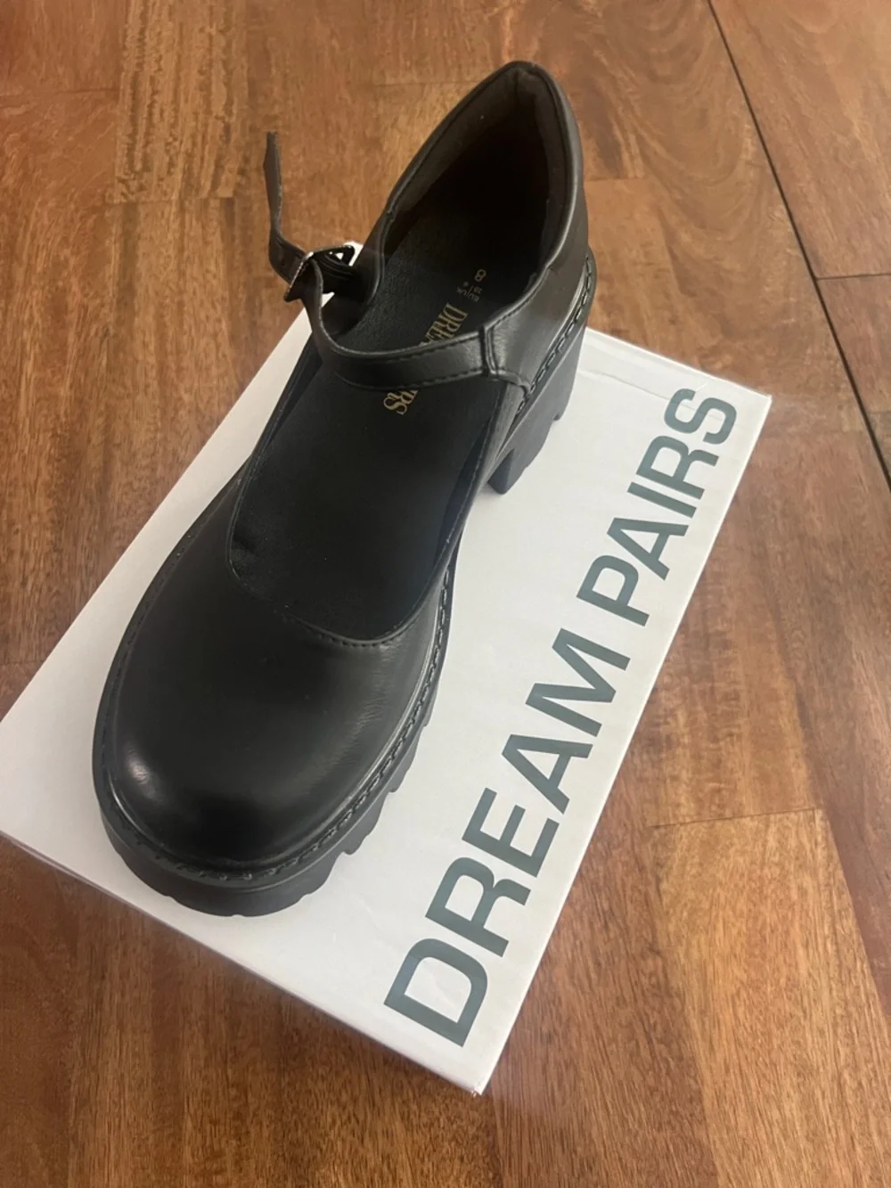 Dream Pairs Black Chunky Mary Jane with Treaded Sole